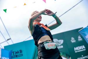 BIB: 5011
                            <button type="button" onclick="openModal(24868825)" class="btn btn-primary btn-sm float-right btn-popup" data-toggle="modal" data-target=".modal-high-quality">
                        <i class="fas fa-shopping-cart"></i> Add to Cart
                    </button>
                                            <button type="button" onclick="isThisMe(24868825, true)" class="btn btn-success btn-sm float-right btn-popup btn-isme hidden" data-toggle="tooltip" data-placement="bottom" title="นี่คือรูปของคุณใช่ไหม คลิกที่นี่เพื่อเอาเข้าอัลบั้ม">
                        <i class="fas fa-plus"></i> Add to album
                    </button>
                    <button type="button" onclick="isThisMe(24868825, false)" class="btn btn-warning btn-sm float-right btn-popup btn-isnotme hidden">
                        <i class="fas fa-ban"></i> Remove from album
                    </button>